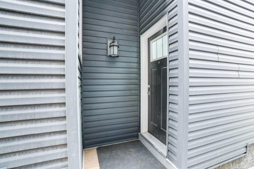 673 Corner Meadows Way Ne, Calgary, AB - Outdoor