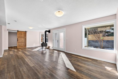 31 Sunset Crescent, Okotoks, AB - Indoor