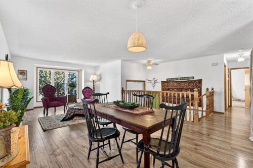 31 Sunset Crescent, Okotoks, AB - Indoor Photo Showing Dining Room