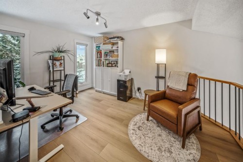 76 Stradbrooke Way Sw, Calgary, AB - Indoor