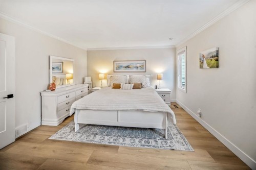 76 Stradbrooke Way Sw, Calgary, AB - Indoor Photo Showing Bedroom