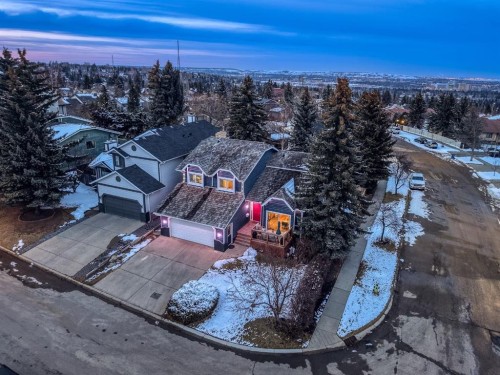 76 Stradbrooke Way Sw, Calgary, AB - Outdoor With View