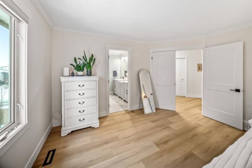 76 Stradbrooke Way Sw, Calgary, AB - Indoor