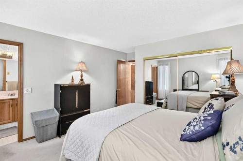 11444 Coventry Boulevard Ne, Calgary, AB - Indoor Photo Showing Bedroom