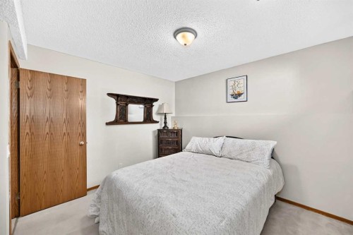 11444 Coventry Boulevard Ne, Calgary, AB - Indoor Photo Showing Bedroom