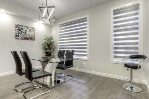 1545 33 Avenue Sw, Calgary, AB - Indoor Photo Showing Dining Room