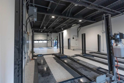 112-200 Alpine Meadows, Canmore, AB 