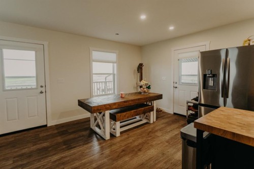 30480 #16 Range Road 12, Rural Mountain View County, AB - Indoor