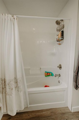 30480 #16 Range Road 12, Rural Mountain View County, AB - Indoor Photo Showing Bathroom