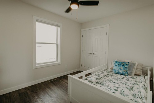 30480 #16 Range Road 12, Rural Mountain View County, AB - Indoor Photo Showing Bedroom