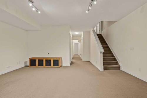 2964 Peacekeepers Way Sw, Calgary, AB - Indoor Photo Showing Other Room