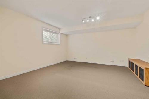 2964 Peacekeepers Way Sw, Calgary, AB - Indoor Photo Showing Other Room