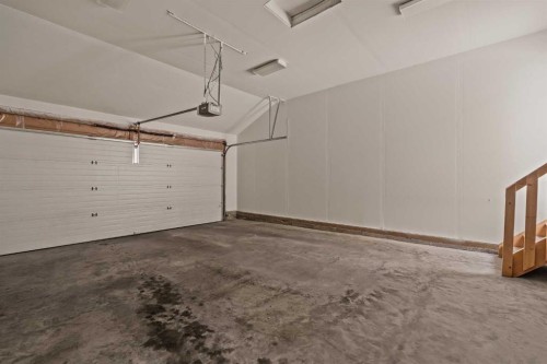 2964 Peacekeepers Way Sw, Calgary, AB - Indoor Photo Showing Garage