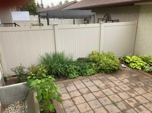 2964 Peacekeepers Way Sw, Calgary, AB - Outdoor