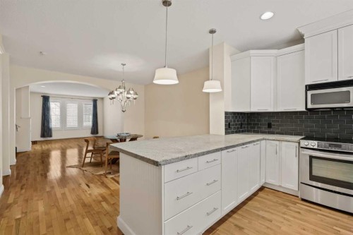 2964 Peacekeepers Way Sw, Calgary, AB - Indoor Photo Showing Kitchen With Upgraded Kitchen