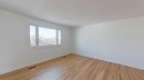 2109 17 Avenue, Didsbury, AB  - Indoor Photo Showing Other Room 