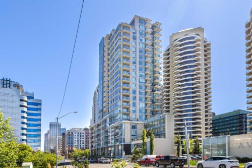 1003-1025 5 Avenue Sw, Calgary, AB - Outdoor With Facade