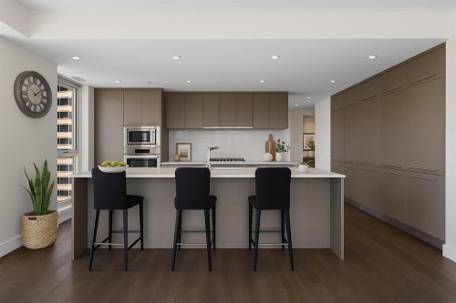 1003-1025 5 Avenue Sw, Calgary, AB - Indoor Photo Showing Kitchen With Upgraded Kitchen