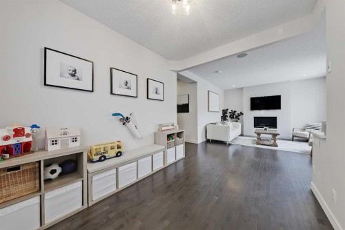 132 Valley Pointe Place Nw, Calgary, AB - Indoor
