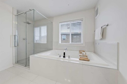 132 Valley Pointe Place Nw, Calgary, AB - Indoor Photo Showing Bathroom