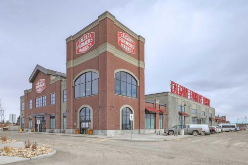 132 Valley Pointe Place Nw, Calgary, AB - Outdoor