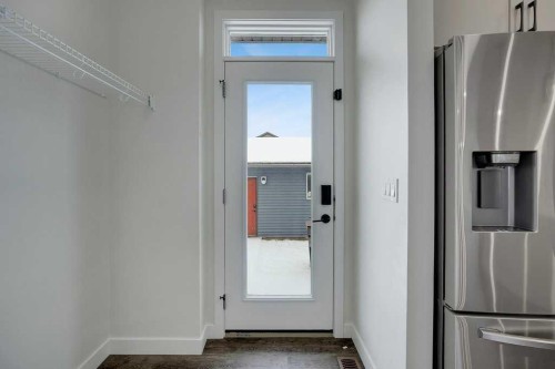 103 Highview Gate Se, Airdrie, AB - Indoor Photo Showing Other Room
