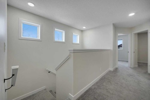103 Highview Gate Se, Airdrie, AB - Indoor Photo Showing Other Room