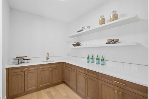 378 Bessborough Drive Sw, Calgary, AB - Indoor