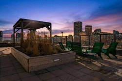 206-123 4 Street NE Calgary, AB T2E 8K3