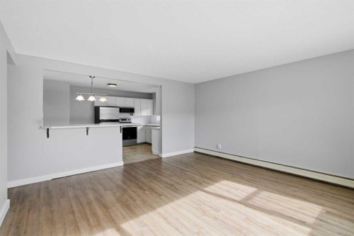 6131 Bowness Road Nw, Calgary, AB - Indoor Photo Showing Kitchen