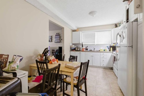 6131 Bowness Road Nw, Calgary, AB - Indoor