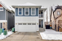 37 Mahogany Terrace SECalgary, AB T3M 0R5