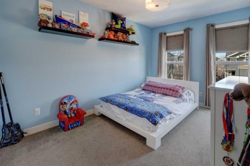 38 Cranbrook Place Se, Calgary, AB - Indoor Photo Showing Bedroom