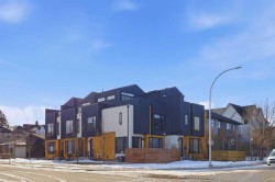 4905 16 Street SW Calgary, AB T2T 6S6