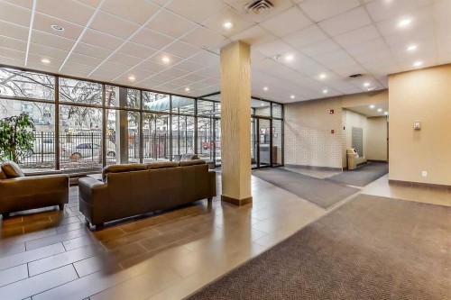 808-340 14 Avenue Sw, Calgary, AB - Indoor Photo Showing Other Room