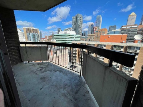 808-340 14 Avenue Sw, Calgary, AB - Outdoor With Balcony