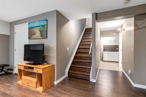 27 Arbour Butte Road Nw, Calgary, AB - Indoor Photo Showing Other Room