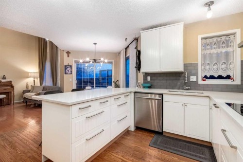 27 Arbour Butte Road Nw, Calgary, AB - Indoor Photo Showing Kitchen