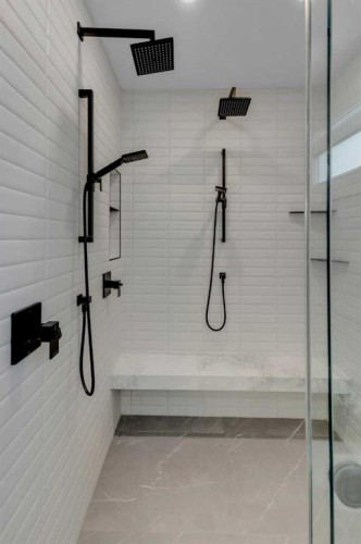 30 Roselawn Crescent Nw, Calgary, AB - Indoor