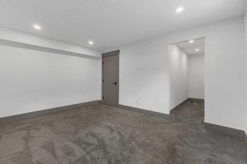 30 Roselawn Crescent Nw, Calgary, AB - Indoor Photo Showing Other Room