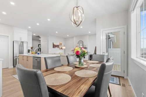 60 Ranchers View, Okotoks, AB - Indoor Photo Showing Dining Room