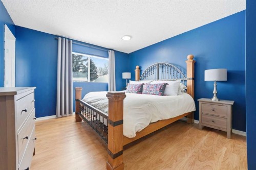 941 Macleod Trail Sw, High River, AB - Indoor Photo Showing Bedroom
