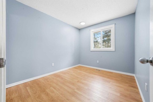 941 Macleod Trail Sw, High River, AB - Indoor Photo Showing Other Room