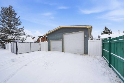 941 Macleod Trail Sw, High River, AB - Outdoor