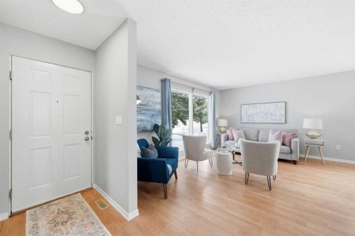 941 Macleod Trail Sw, High River, AB - Indoor