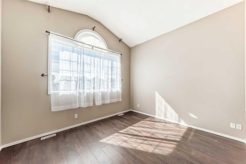 131 Somerside Crescent Sw, Calgary, AB 