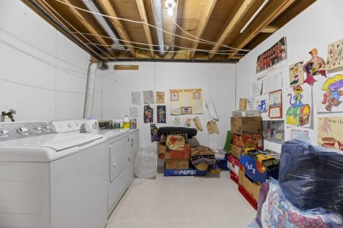5350 57 Avenue, Olds, AB - Indoor Photo Showing Laundry Room
