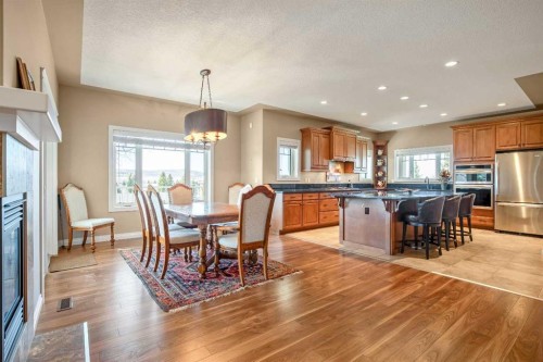 341 1 Avenue Se, Diamond Valley, AB - Indoor Photo Showing Kitchen