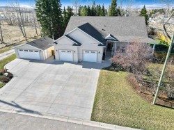 341 1 Avenue SEDiamond Valley, AB T0L 0H0