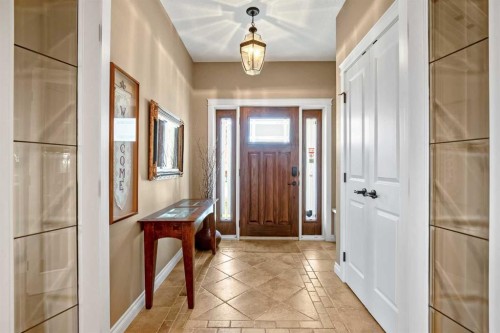 341 1 Avenue Se, Diamond Valley, AB - Indoor Photo Showing Other Room